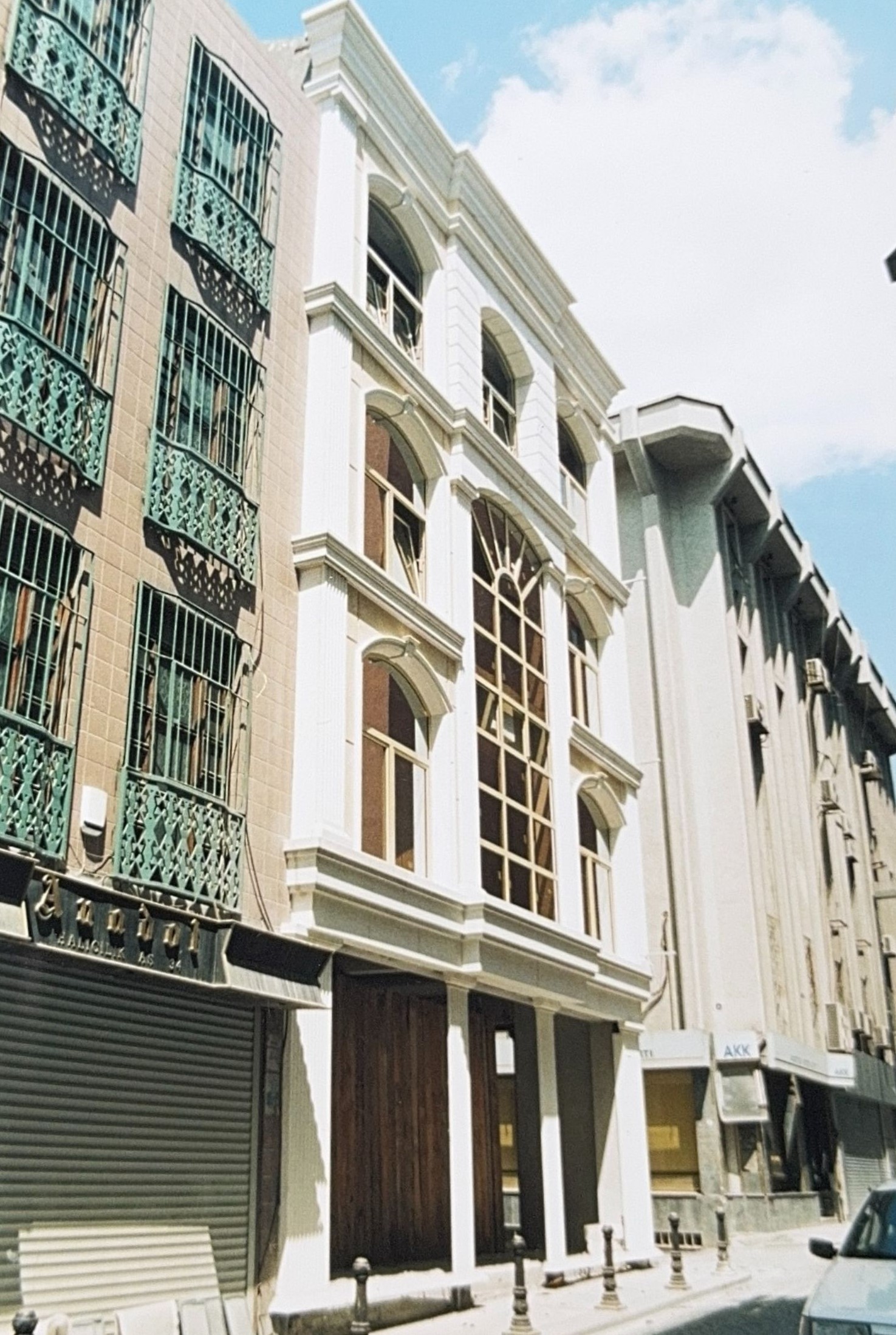 Laleli Altun Center Cephe Çalışması proje galerisinden bir kare 3