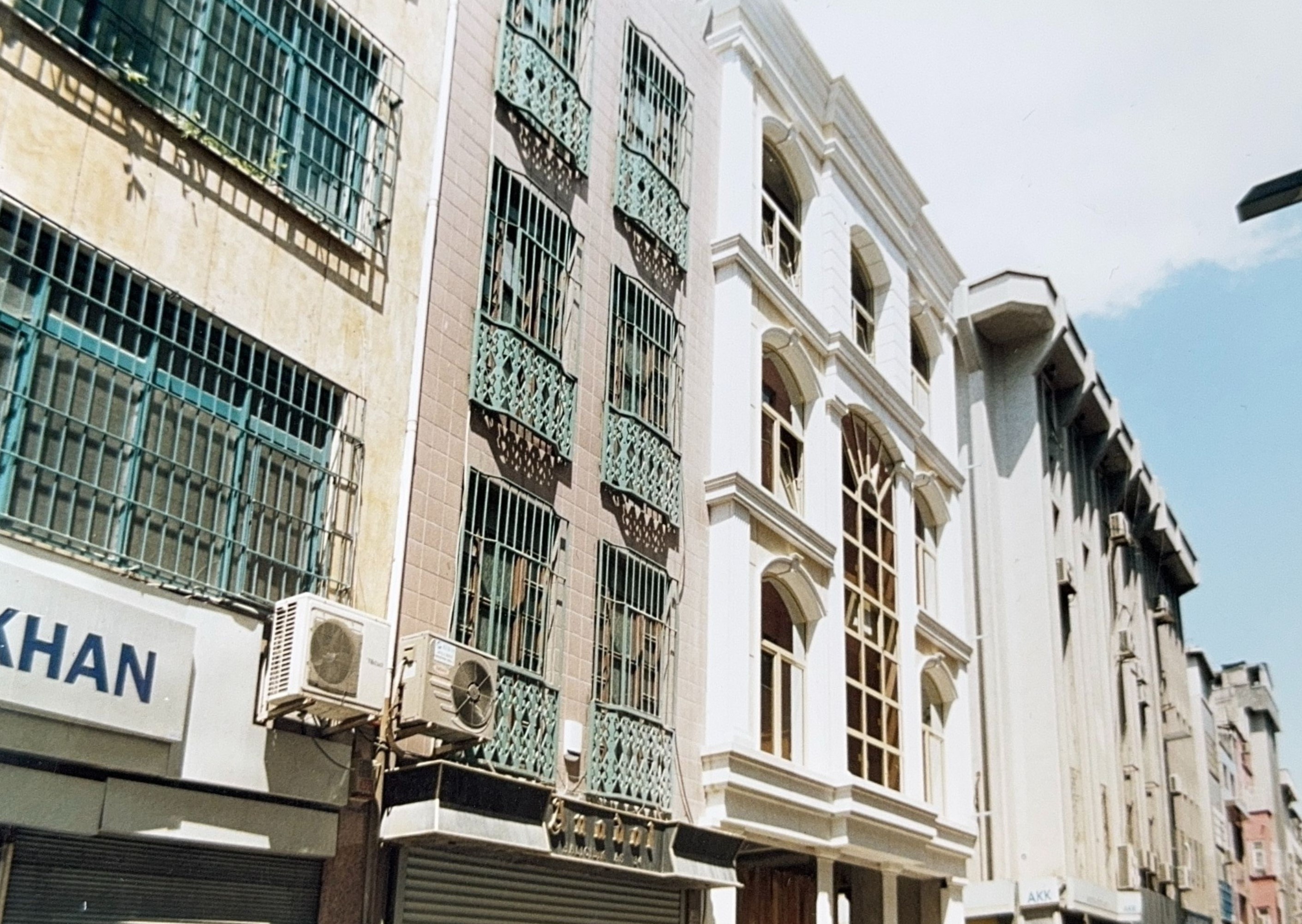 Laleli Altun Center Cephe Çalışması proje galerisinden bir kare 3